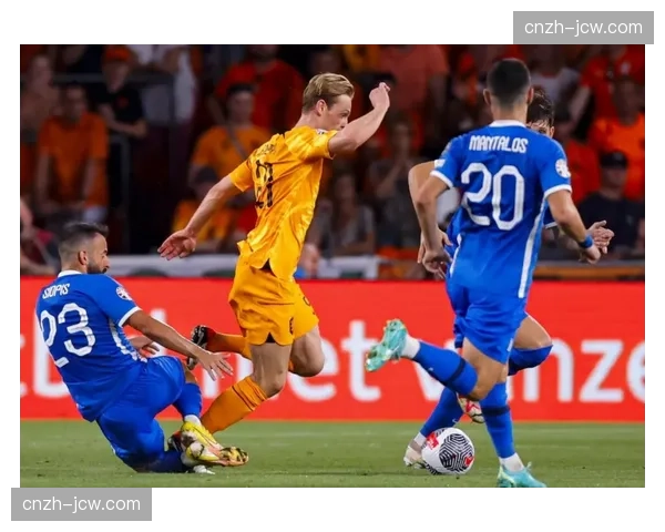 国安张玉宁法比奥双中锋，禁区线附近头球制造持续威胁